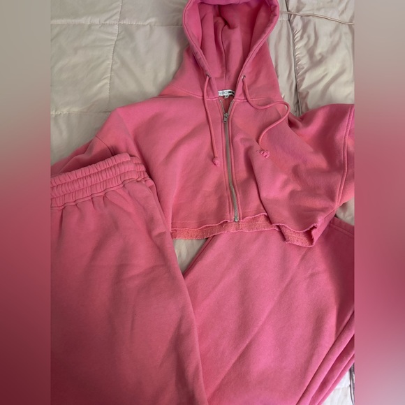 Fashion Nova Other - pink on the go fleece matching set.